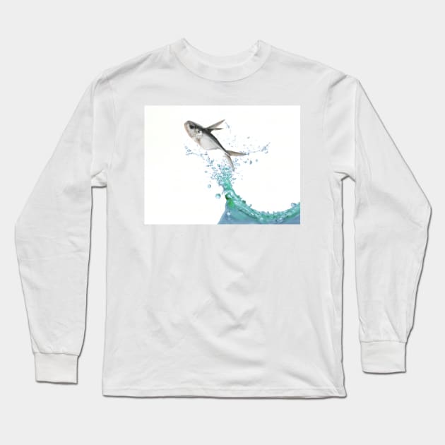 A fleeing fish Long Sleeve T-Shirt by PictureNZ